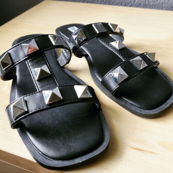 Steve Madden black and silver studded sandals - Picture 4 of 8